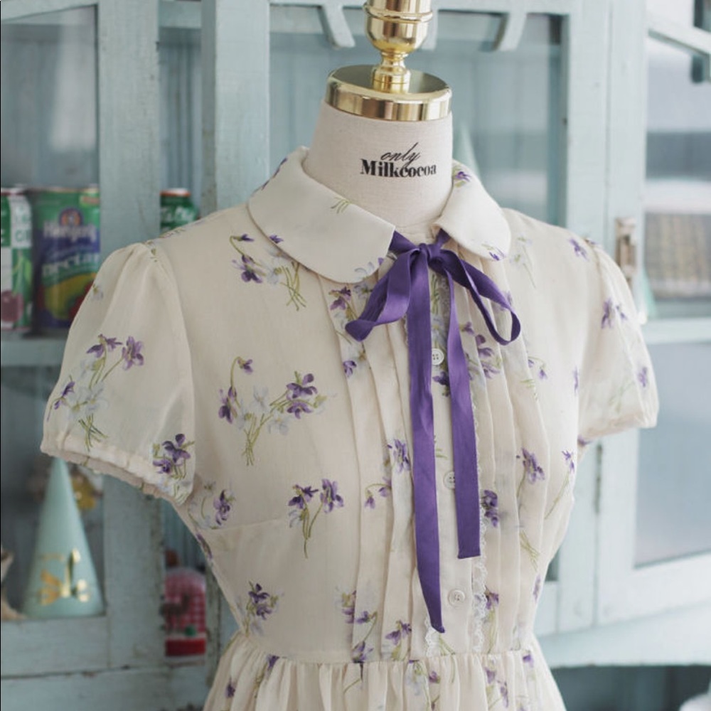 Kawaii Peter Pan Collar Floral Dress - Picture 3 of 8